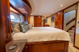 2013 OCEAN ALEXANDER 90 Skylounge  - photo 42