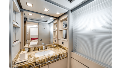 2008 AZIMUT YACHTS 116 - photo 19