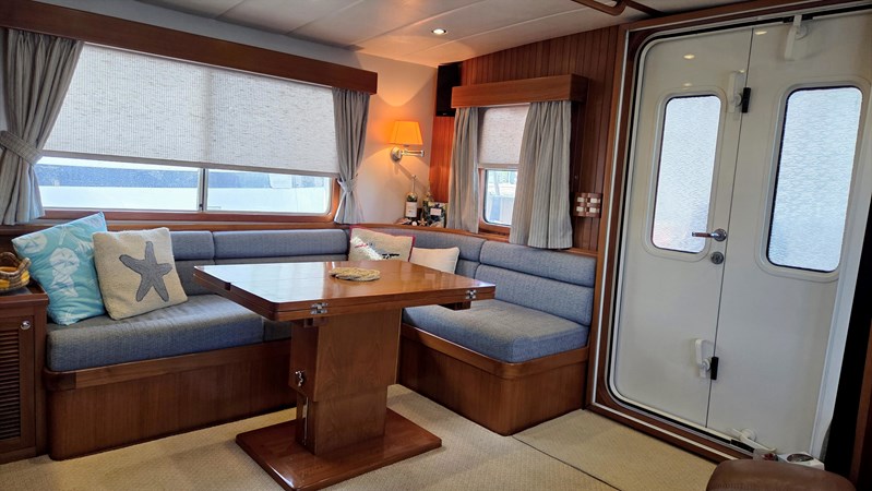 Salon looking aft and to starboard