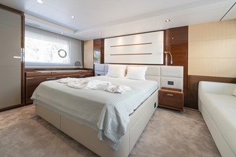 2018 PRINCESS YACHTS Princess 68  - photo 12