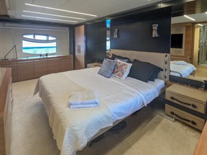 2012 PERSHING Pershing 92 - photo 12