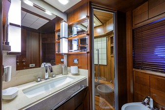 2008 AZIMUT YACHTS Flybridge - photo 20