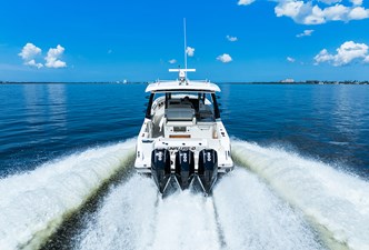 2023 BOSTON WHALER 350 Realm - photo 4