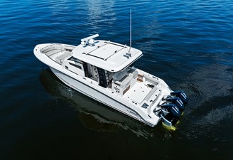2023 BOSTON WHALER 350 Realm - photo 35