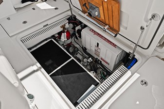 2023 BOSTON WHALER 350 Realm - photo 44