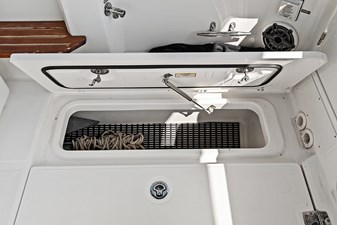2023 BOSTON WHALER 350 Realm - photo 50