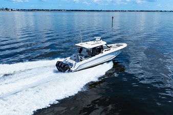 2023 BOSTON WHALER 350 Realm - photo 61