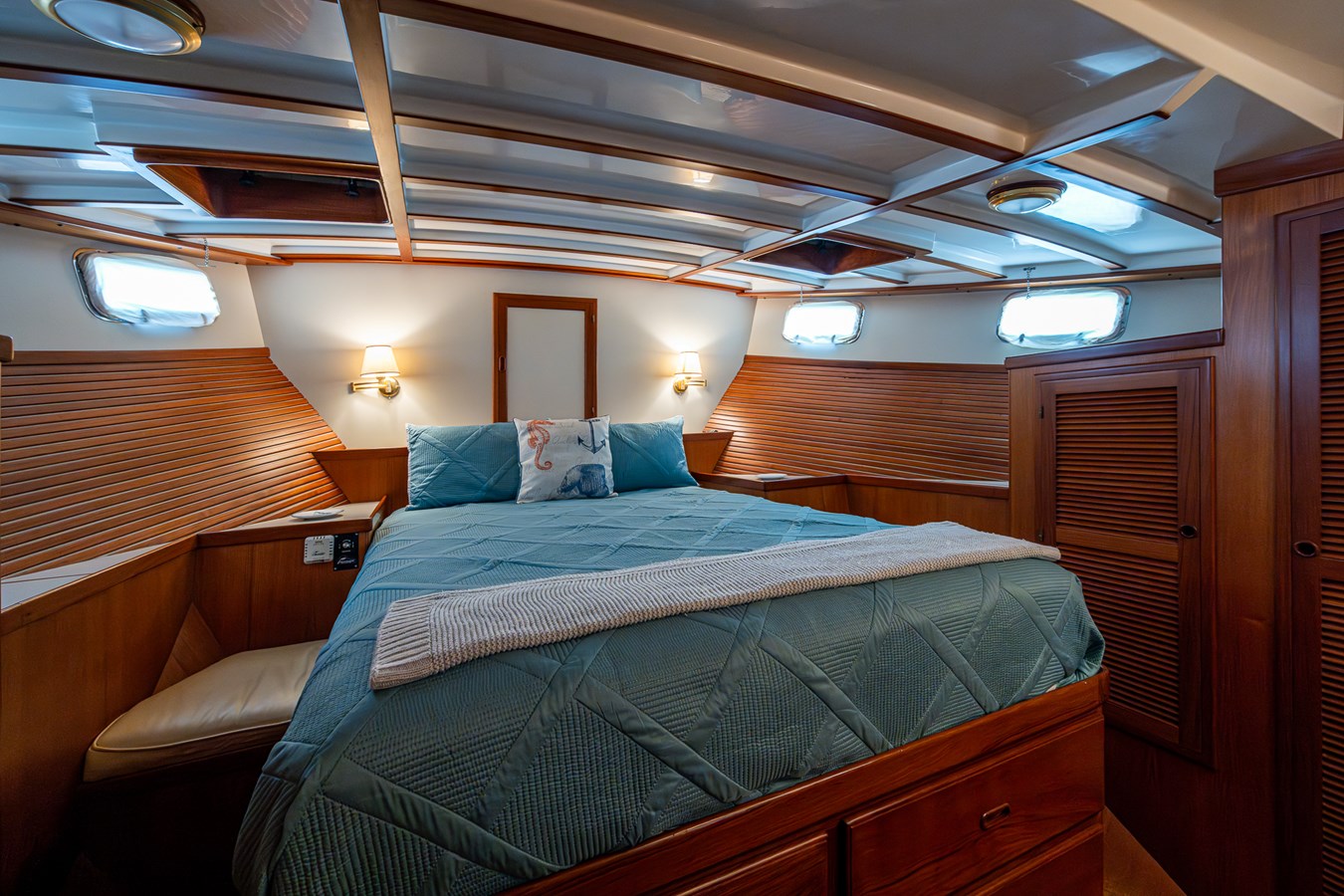 Queen Owner Berth