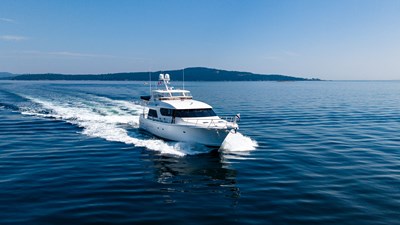 2005 WEST BAY 86 Raised Pilothouse  - photo 10