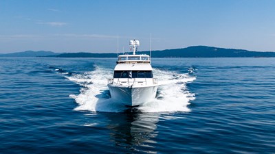 2005 WEST BAY 86 Raised Pilothouse  - photo 11