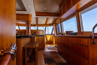 2005 WEST BAY 86 Raised Pilothouse  - photo 26