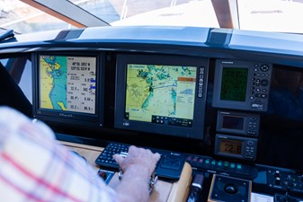 2005 WEST BAY 86 Raised Pilothouse  - photo 41