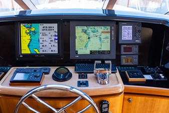 2005 WEST BAY 86 Raised Pilothouse  - photo 42