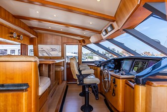 2005 WEST BAY 86 Raised Pilothouse  - photo 45