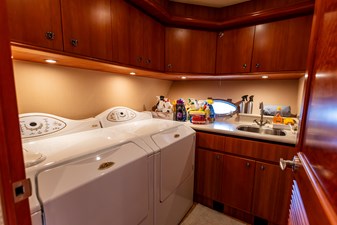 2005 WEST BAY 86 Raised Pilothouse  - photo 73