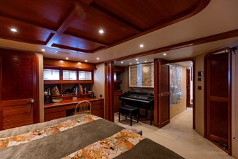 2005 WEST BAY 86 Raised Pilothouse  - photo 88