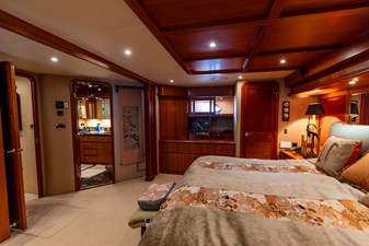 2005 WEST BAY 86 Raised Pilothouse  - photo 91