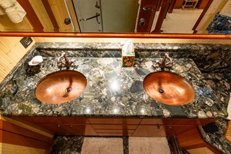 2005 WEST BAY 86 Raised Pilothouse  - photo 94