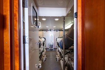 2005 WEST BAY 86 Raised Pilothouse  - photo 161