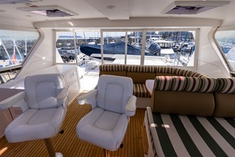 2005 WEST BAY 86 Raised Pilothouse  - photo 116