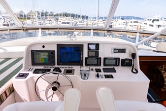 2005 WEST BAY 86 Raised Pilothouse  - photo 119