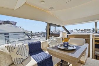 2022 PRESTIGE YACHTS  - photo 6