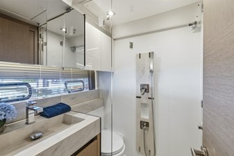 2022 PRESTIGE YACHTS  - photo 18
