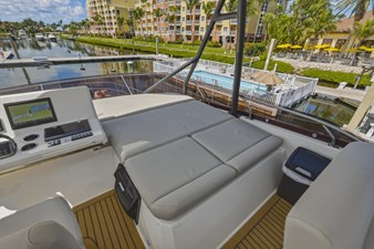 2022 PRESTIGE YACHTS  - photo 27