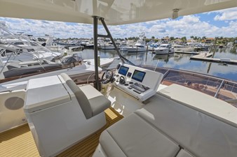 2022 PRESTIGE YACHTS  - photo 28