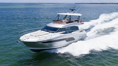 2022 PRESTIGE YACHTS  - photo 44
