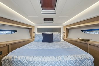 2022 PRESTIGE YACHTS  - photo 63