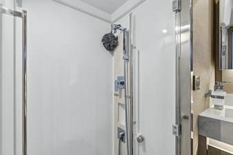 2022 PRESTIGE YACHTS  - photo 92