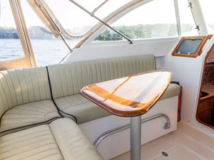 2007 HUNT YACHTS Surfhunter 29 - photo 8