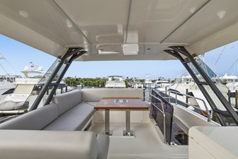 2023 PRESTIGE YACHTS  - photo 5
