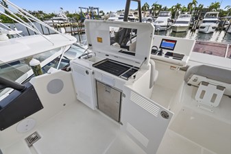2023 PRESTIGE YACHTS  - photo 18