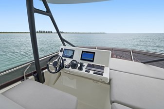 2023 PRESTIGE YACHTS  - photo 35