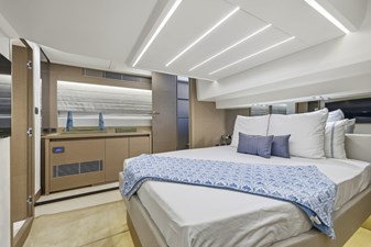 2023 PRESTIGE YACHTS  - photo 63