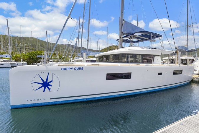 2022 LAGOON CATAMARANS