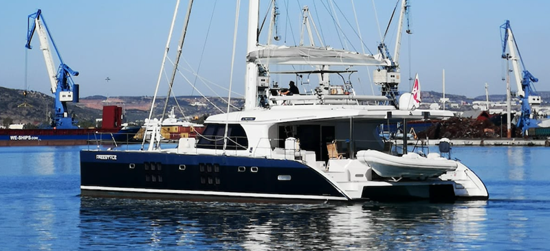 2011 SUNREEF YACHTS