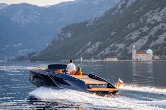 2024 FRAUSCHER 858 Fantom  - photo 1