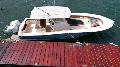 2017 SCOUT BOATS 350 LXF - photo 4