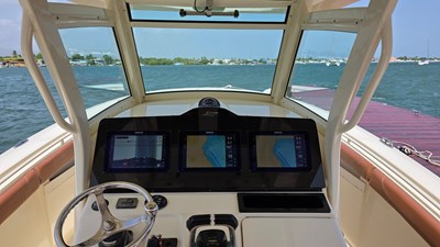 2017 SCOUT BOATS 350 LXF - photo 8