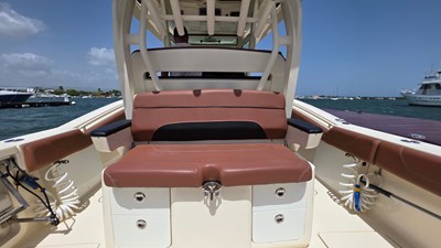 2017 SCOUT BOATS 350 LXF - photo 17