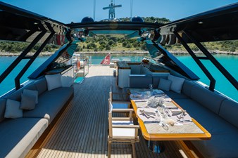 2018 MONTE CARLO YACHTS MCY96 - photo 4