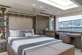 2018 MONTE CARLO YACHTS MCY96 - photo 9
