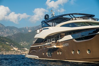 2018 MONTE CARLO YACHTS MCY96 - photo 2