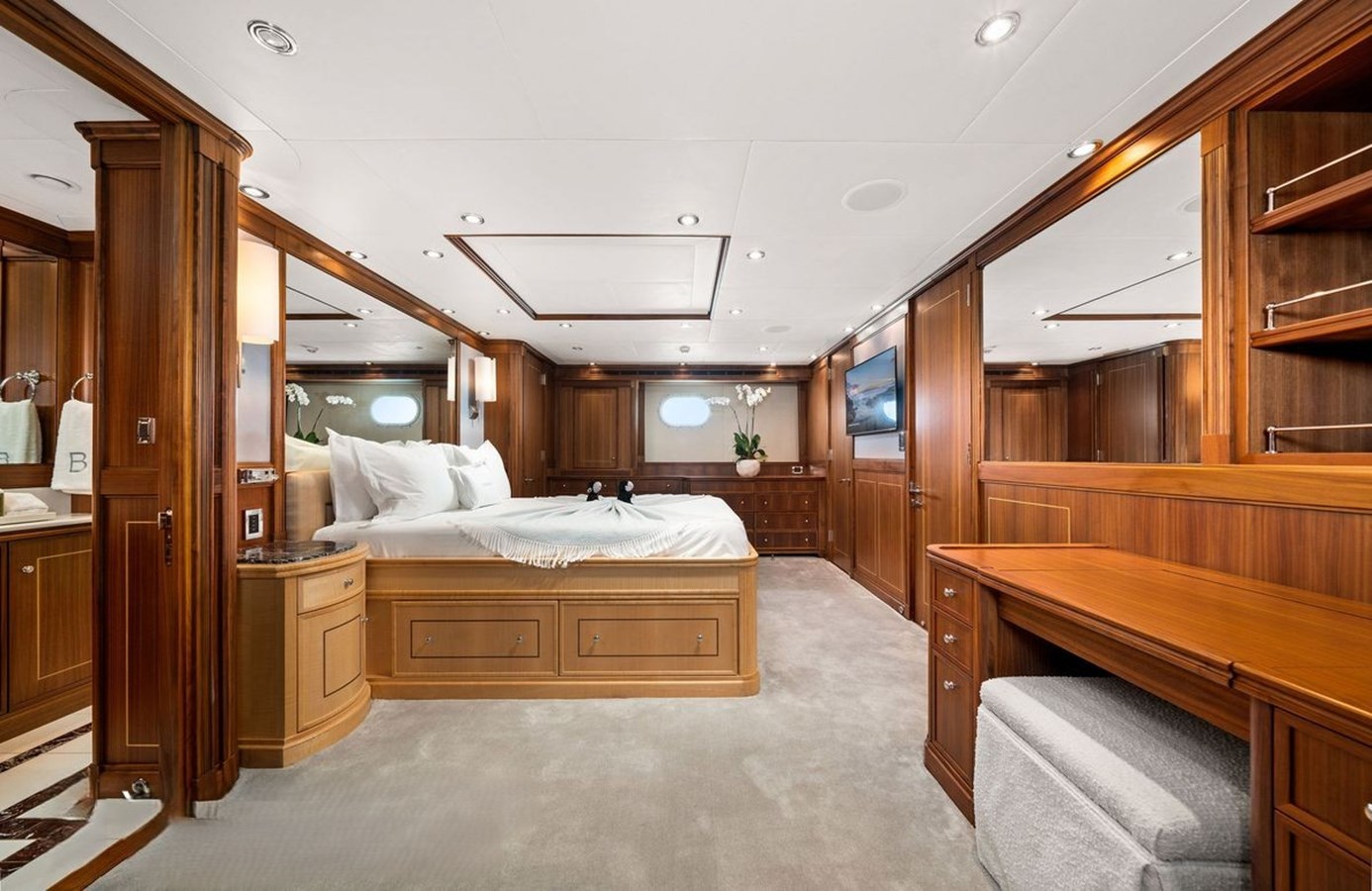 125' Palmer Johnson 