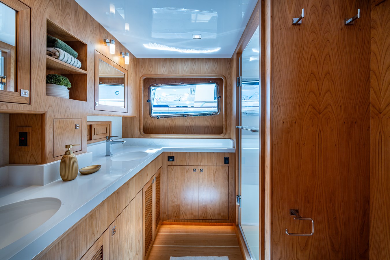 Ensuite Master Head