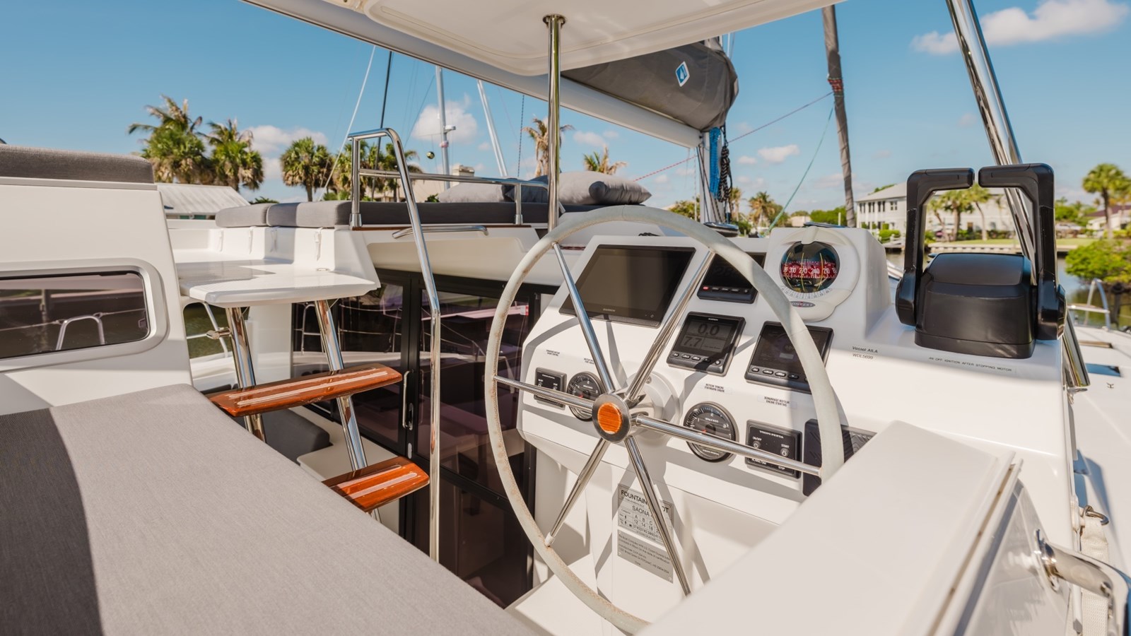 47' Fountaine Pajot 