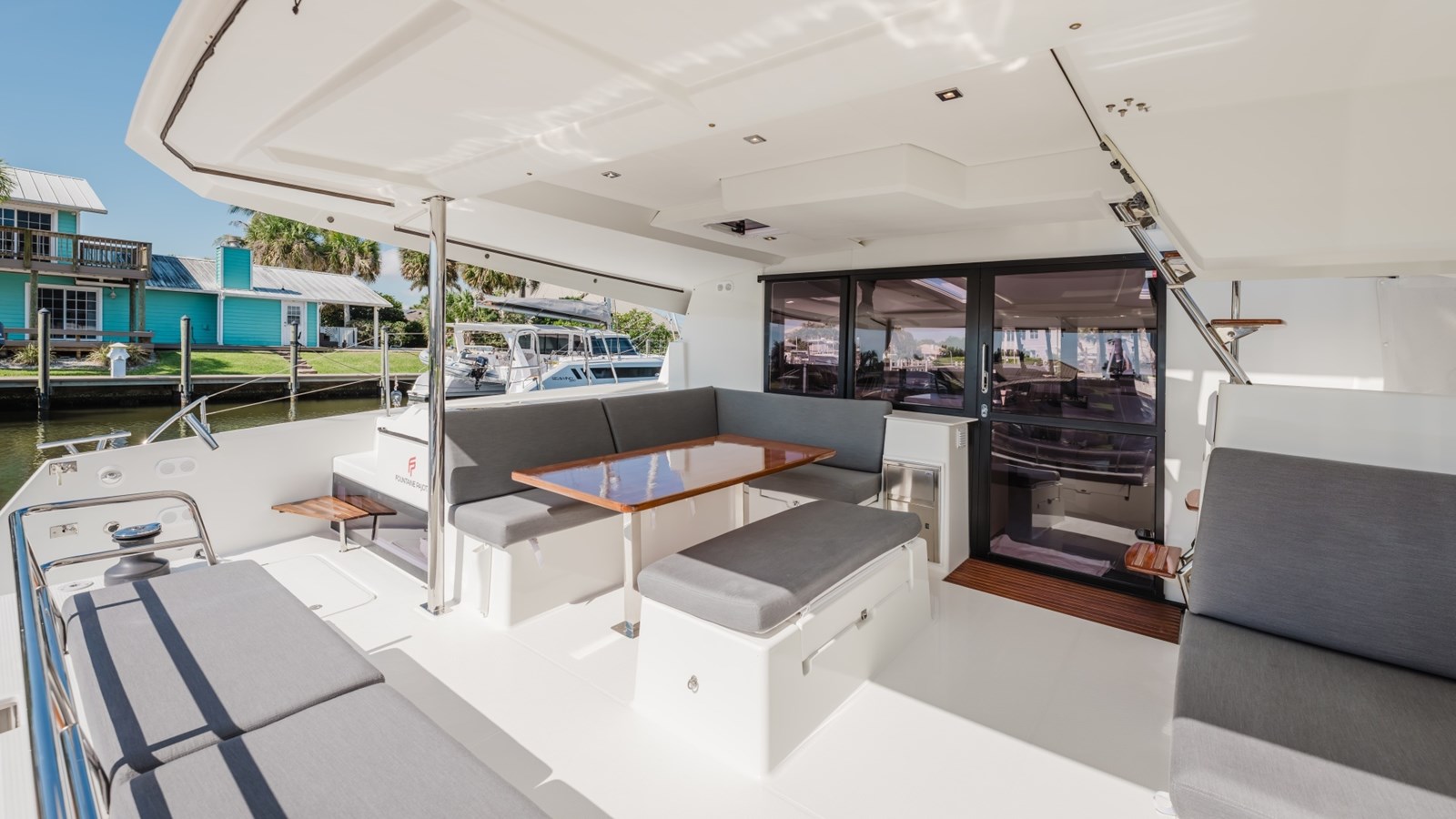 47' Fountaine Pajot 